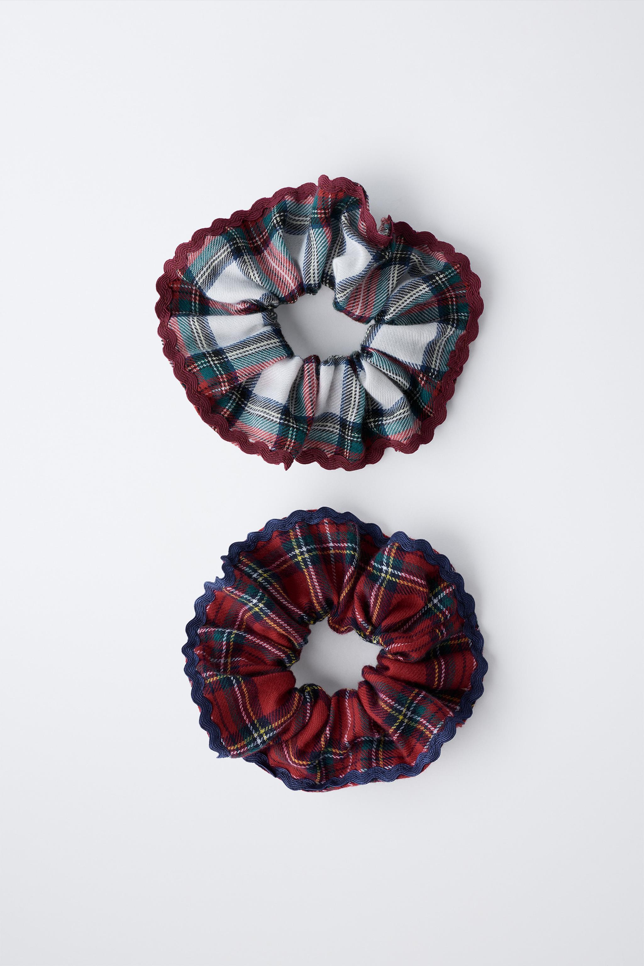 TWO-PACK FLANNEL PLAID SCRUNCHIES